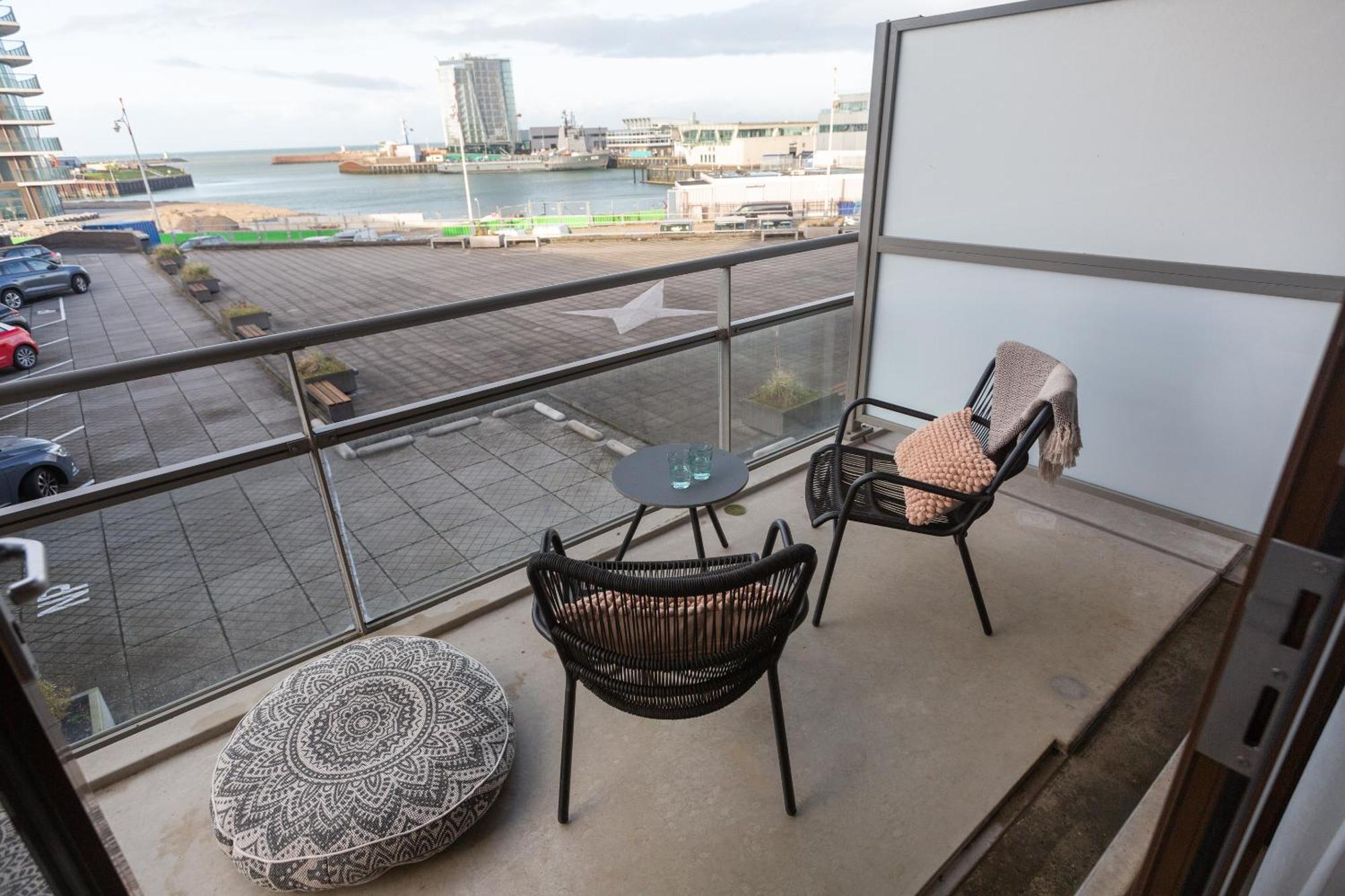 Bizstay Harbour II Scheveningen Apartments The Hague Room photo