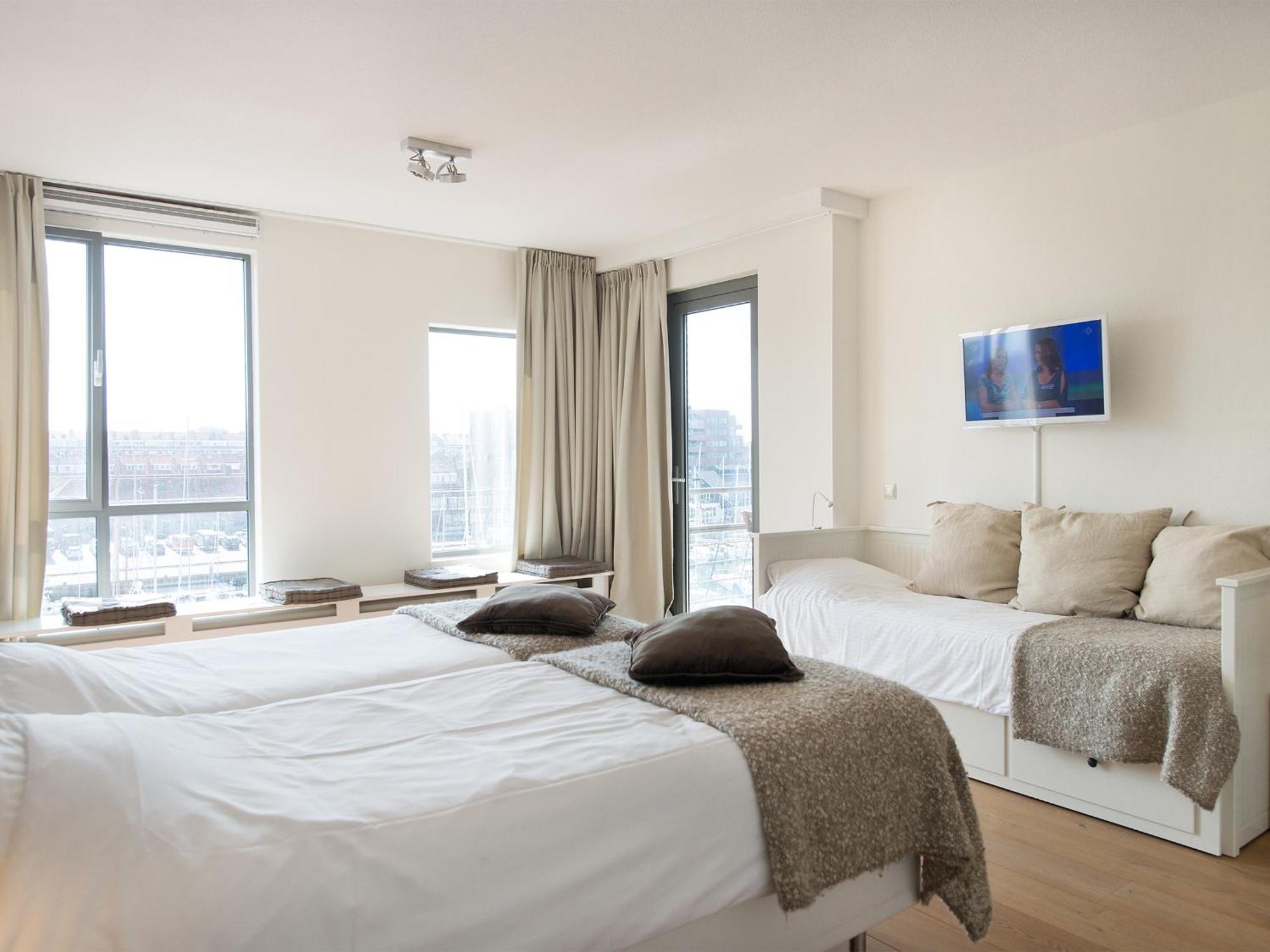 Bizstay Harbour II Scheveningen Apartments The Hague Room photo
